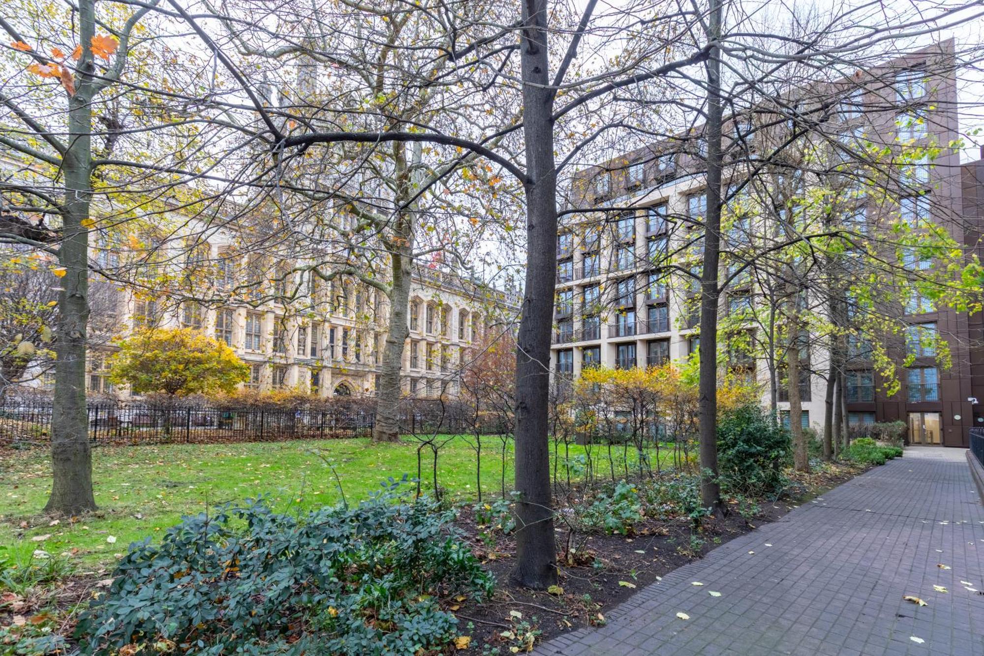 Stylish & Modern 1bd Flat - Chancery Lane! Apartamento